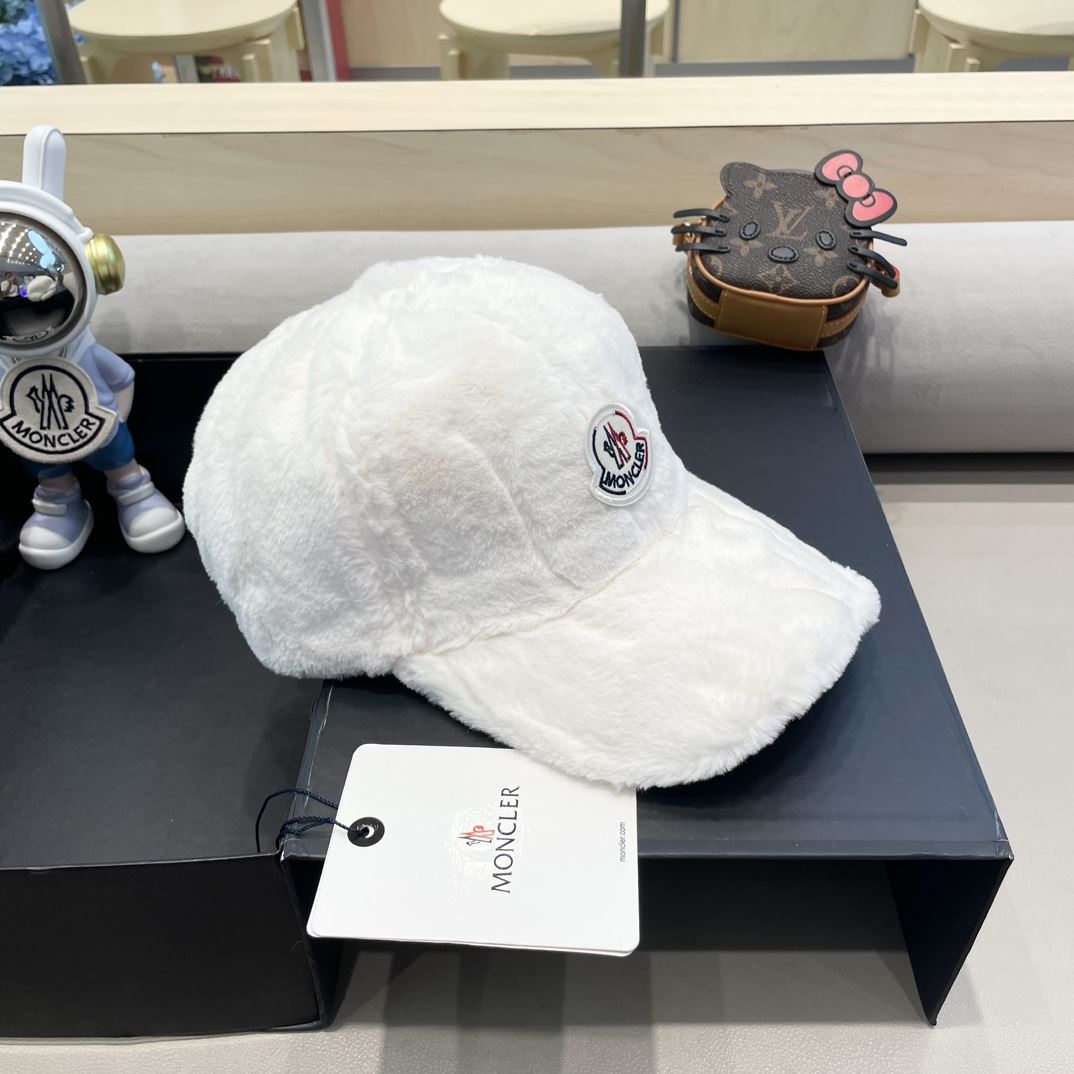 Moncler Caps